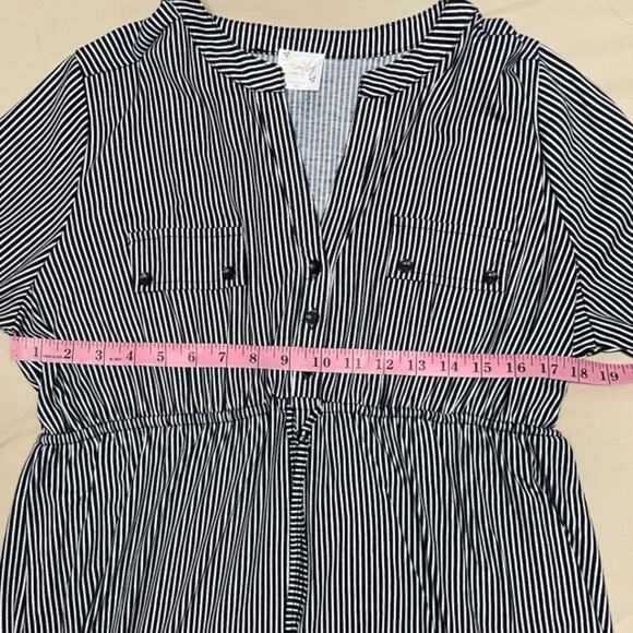 Siren Lily Black and White Striped Maternity 3/4 Length Sleeve Shirt Size XL - Picture 5 of 6